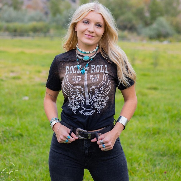 ROCK N ROLL Distressed Graphic Tee - Picture 8 of 8